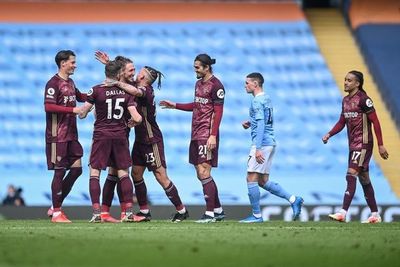 El Leeds venció al Manchester City jugando con uno menos - Fútbol - ABC Color