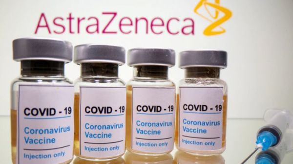 Salud pide tranquilidad tras suspender uso de vacuna AstraZeneca en menores de 55 años