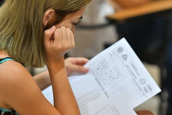 Comité de Becas Itaipu-Becal extiende plazo de postulación hasta el lunes 12 de abril | .::Agencia IP::.