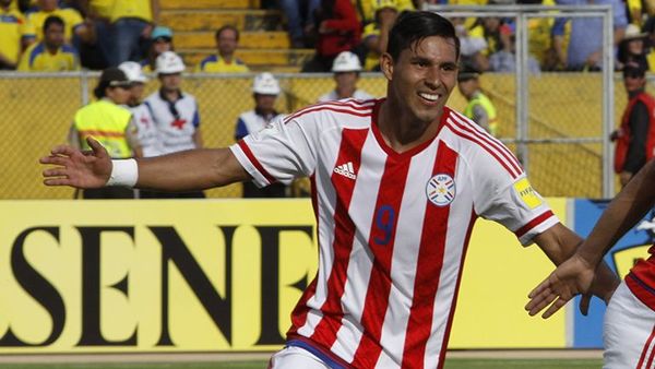 El delantero paraguayo Jorge Benítez podría recalar en el fútbol de Chile