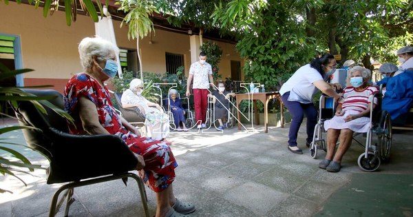 La Nación / Inaudito: Salud tiene las vacunas pero no cuenta con software de inscripción para la inmunización