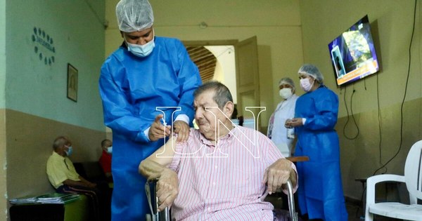 La Nación / Reportan más de 1.600 nuevos casos de COVID-19 y 51 fallecidos