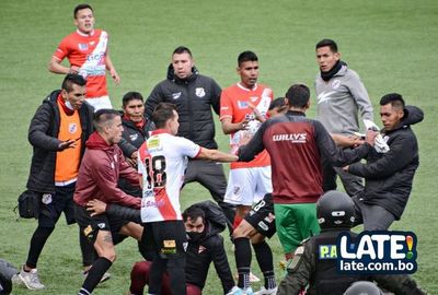 DT del rival de Olimpia en la cuerda floja - Fútbol - ABC Color