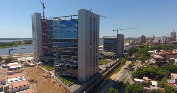La Nación / La actividad económica registra 3,0% de caída en el bimestre