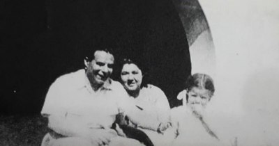 La Nación / Doña Clara, Sarita y Sajonia