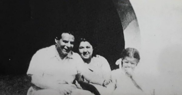 La Nación / Doña Clara, Sarita y Sajonia