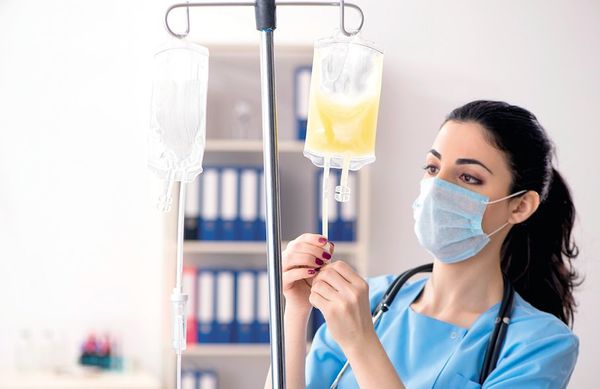 Los dilemas del plasma y su uso contra el covid - ABC Revista - ABC Color