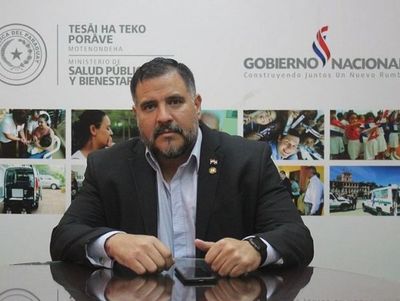 Ex ministro arremete contra el Gobierno por vacunación lenta y desorganizada