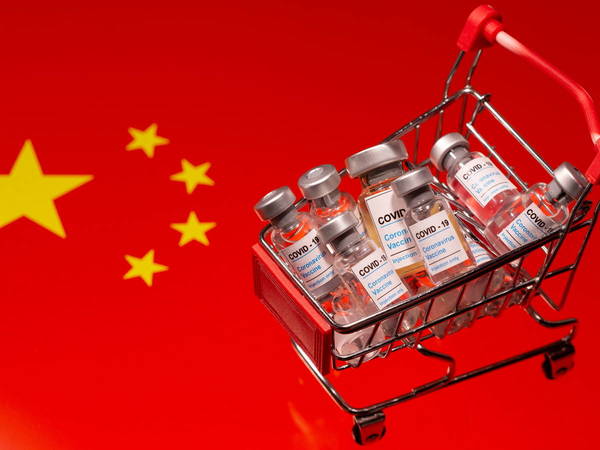 China Admite la baja efectividad de sus vacunas