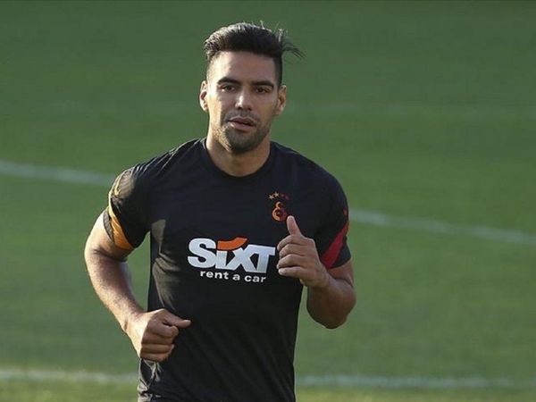 Falcao, operado con éxito de una fractura facial