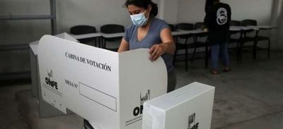 Perú elige presidente entre 18 candidatos y ningún favorito