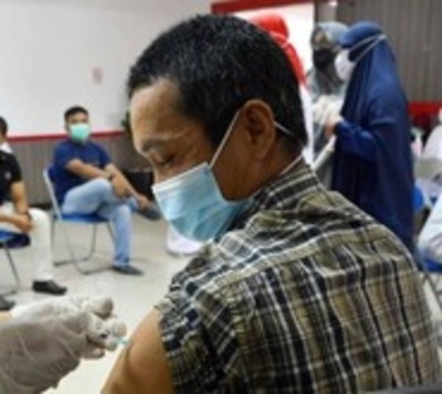 Coronavirus: Sigue la jornada de vacunación a adultos mayores - Paraguay.com