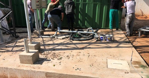 La Nación / Intendente de Caacupé intenta desmantelar de forma arbitraria torre de telefonía, denuncian