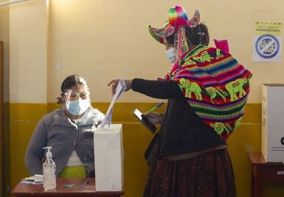 Cuatro regiones de Bolivia culminan balotaje para elegir gobernadores - Mundo - ABC Color