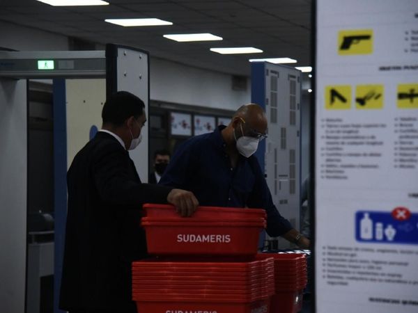 Turismo de vacunas: Vuelo a Miami tuvo el sábado ocupación del 99%