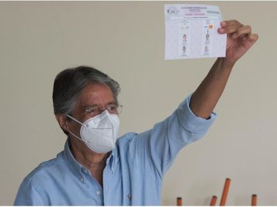 Lasso gana el balotaje y es  presidente electo de Ecuador