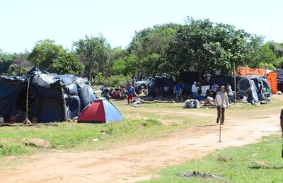 Pobladores de Cumbarity, Villeta, se levantan en contra de los invasores - Nacionales - ABC Color