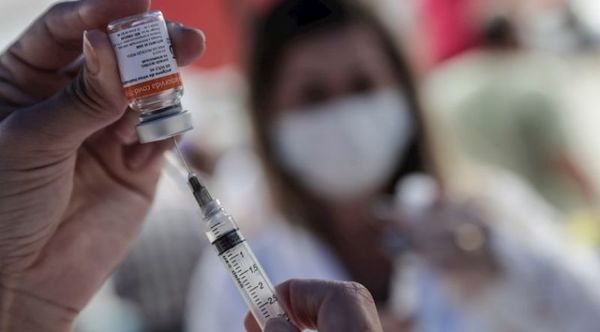 Brasil concluye la vacunación de ciudad entera en experimento mundial inédito