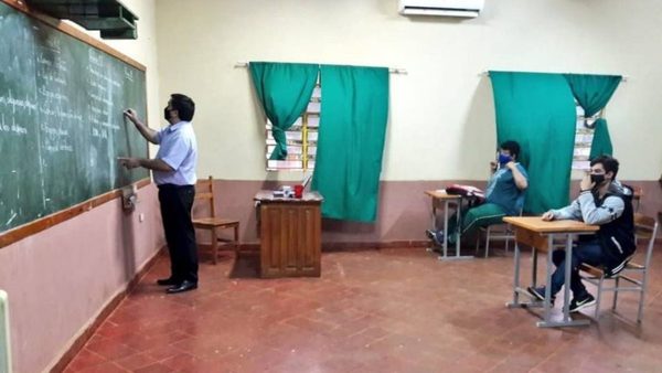 El Covid ya mató a 113 docentes, afirman, e insisten con suspensión de clases presenciales - ADN Digital