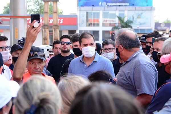 Anuncian huelga en la Municipalidad CDE y Prieto los acusa de conspirar con colorados - La Clave