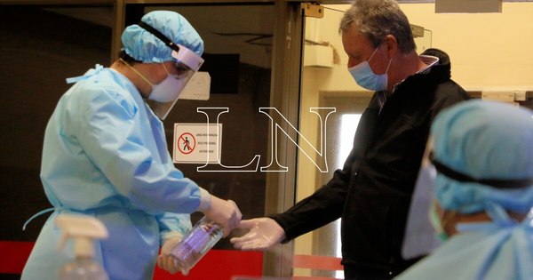 La Nación / Estados Unidos, principal destino de paraguayos por vacunas: “Van a probar suerte”