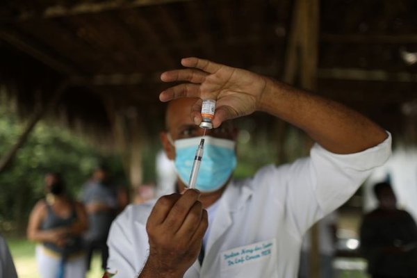 Brasil concluyó la vacunación de una ciudad entera en un inédito experimento mundial | Ñanduti