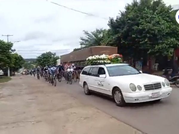 Con caravana de bicis despiden a ciclista arrollado