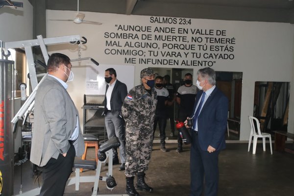 Ministro del Interior reafirma compromiso de seguir potenciando al Grupo Lince | .::Agencia IP::.