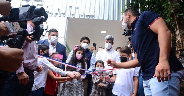 La Nación / CDE: inauguran Pabellón Infantil UTI con ocho camas