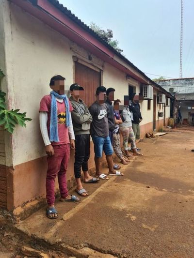Identifican a limpiaparabrisas apostados en semáforos del Km 6 de CDE