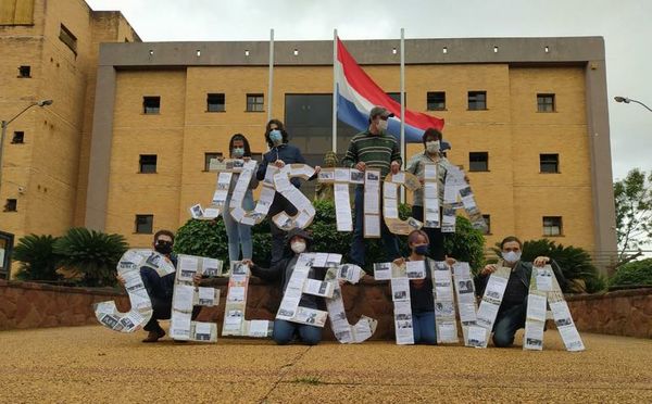 Exigen la imputación de exintendente de San Lorenzo y libertad para la estudiante Vivian Genes - Nacionales - ABC Color
