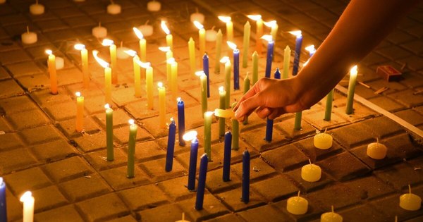 La Nación / COVID-19: “Para el 20 de abril estaríamos llegando a 90 muertes por día”