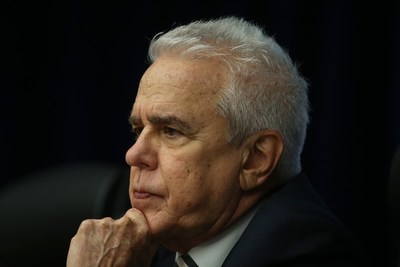 Accionistas de Petrobras aprueban la destitución del presidente Castello Branco - MarketData