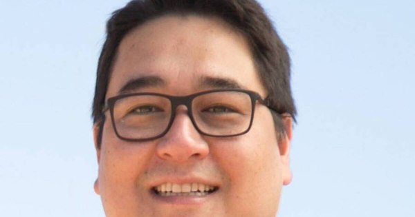 La Nación / Intendentable renuncia y brinda apoyo a Nakayama