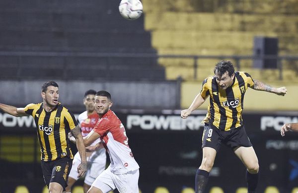 Y un día volvió a ganar - Fútbol - ABC Color