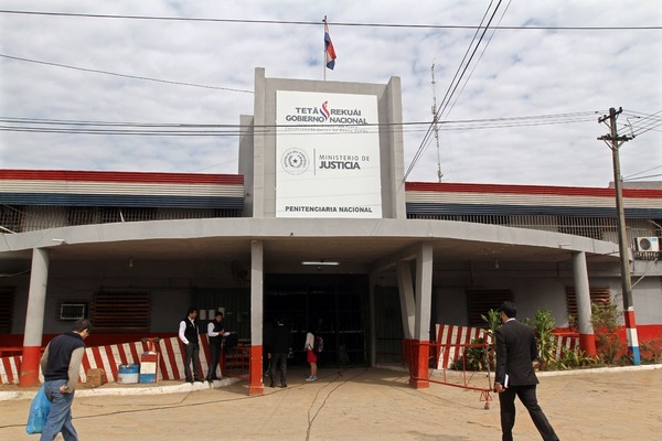 Casos de covid obligan al cierre epidemiológico de la cárcel de Tacumbú - ADN Digital