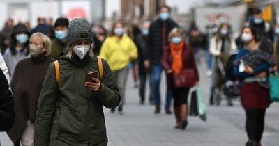 La Nación / Alemania aprueba un endurecimiento de la ley anti-COVID que incluye toques de queda