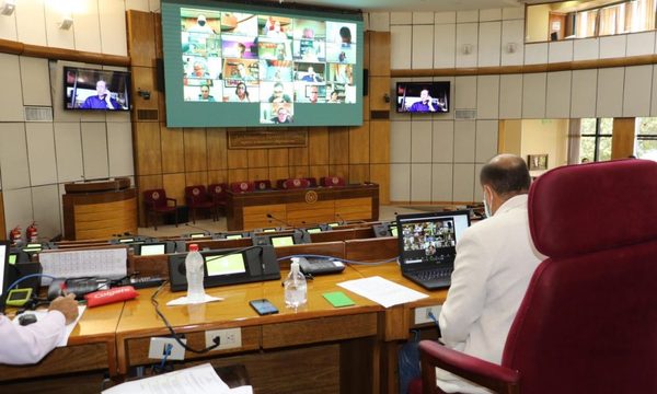 Analizan proyectos para garantizar cobertura de gastos a pacientes con Covid-19