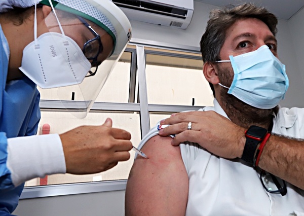 CONFIRMAN LLEGADA EN ABRIL DE 134.800 DOSIS VÍA COVAX PARA CONTINUAR PLAN DE VACUNACIÓN