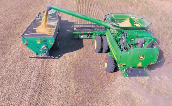Marcan nuevo récord para la producción de granos de Brasil