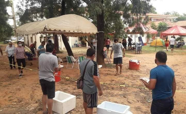 Ovetenses solidarios se unen para llevar alimentos a familiares de pacientes internados - Noticiero Paraguay