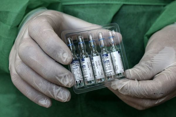 Hacienda reitera que Salud tiene fondos pero hay problemas para adquirir vacunas e insumos - Nacionales - ABC Color