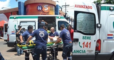 La Nación / “Hay guardias de las que no quiero volver a mi casa”: chofer de ambulancia, bajo el riesgo COVID