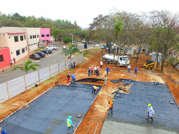 Obras de pabellones de contingencia incluirán planta generadora de oxígeno para hospitales | .::Agencia IP::.