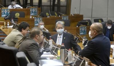 Colorados hallan hoy fondos para combatir el covid y solo usarán migajas de las binacionales - Nacionales - ABC Color