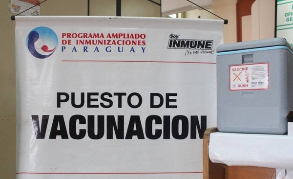 Diario HOY | Salud investiga irregularidades durante vacunación en Presidente Franco y Barrio Obrero