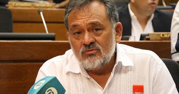 La Nación / Comisión Ejecutiva de la ANR pide la pérdida de investidura de Sixto Pereira