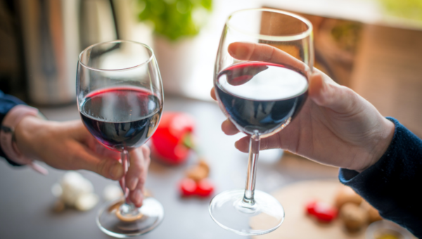 Nunciata invita a descorchar los mejores vinos para celebrar la Semana de Malbec