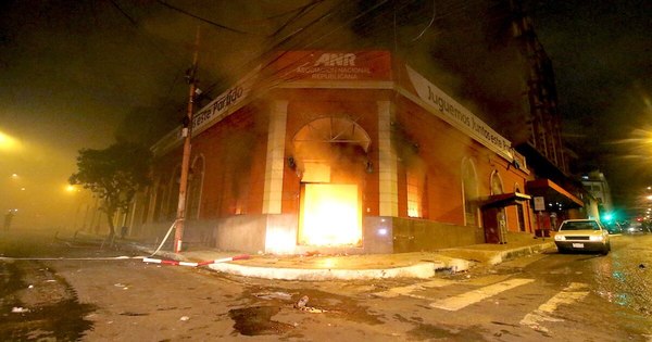 La Nación / La ANR pide pérdida de investidura de Sixto Pereira