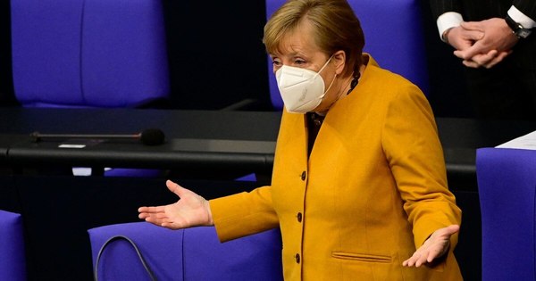 La Nación / Merkel impone su línea estricta anticovid frente a las regiones